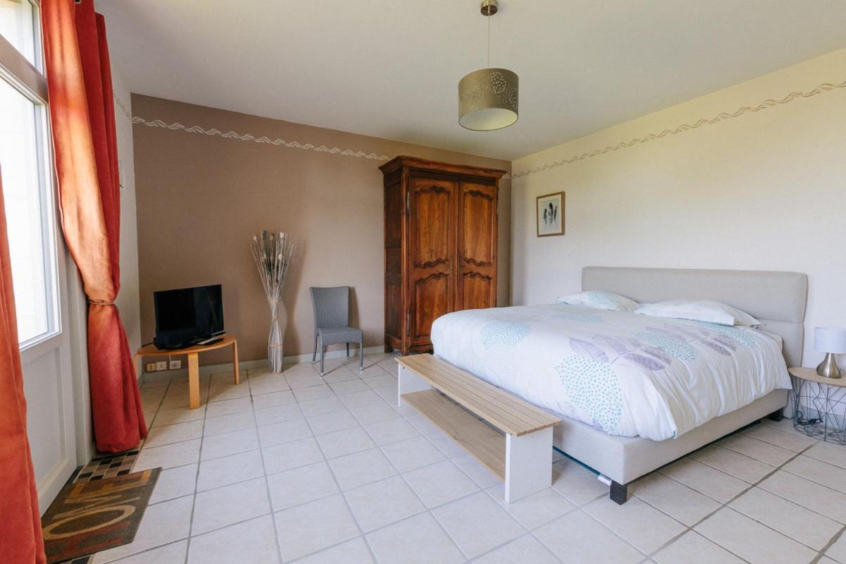 Rive Gauche - Chambres D'Hotes En Bord D'Authion Maze Bagian luar foto